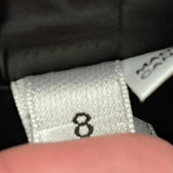 Danier Black Size 8 Black Crocodile Butter Soft Leather Pencil Skirt EUC - Picture 6 of 9